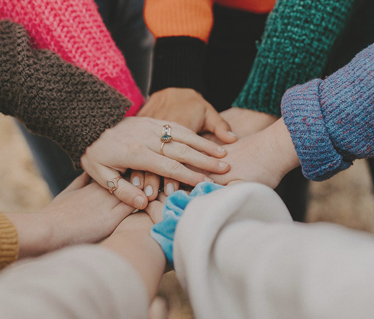 Home 24 hannah busing Zyx1bK9mqmA unsplash